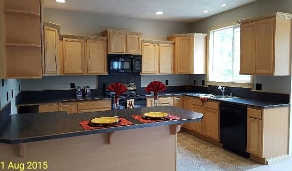 2nd image of 1308 Bay St