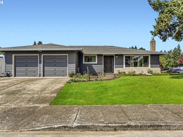 3071 SE Cedar Dr, Hillsboro, OR 97123