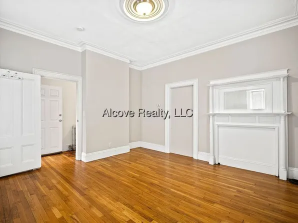 (undisclosed Address), Somerville, MA 02144