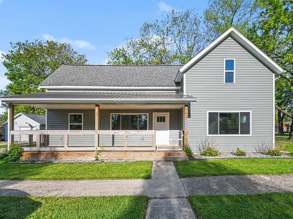 211 N Morgan St, Mentone, IN 46539