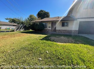 136 3rd St, Ripon, CA 95366