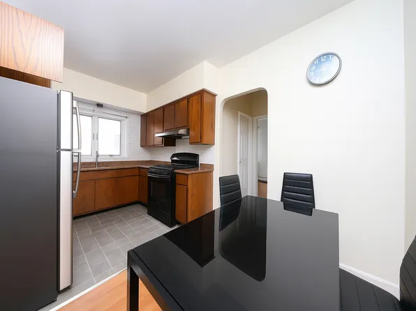 2166 West 9th Street image 7 of 27