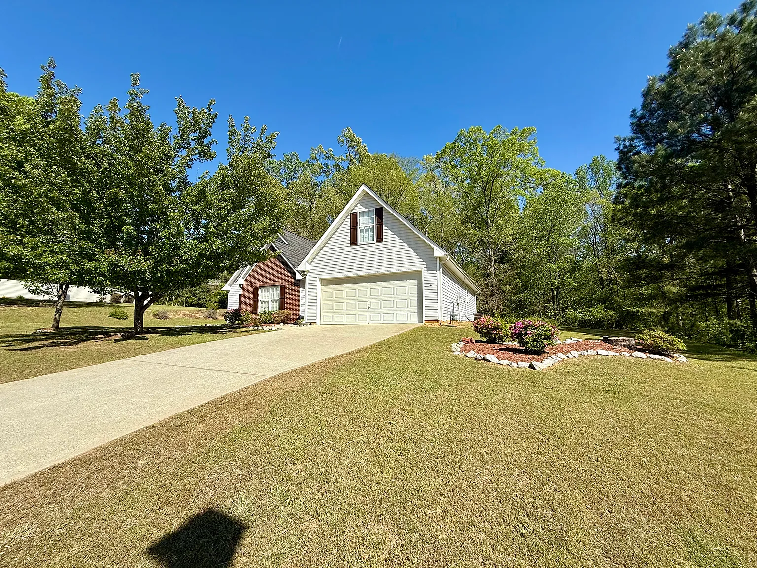 3 bed, 1740 sqft, $1,925 — Photo 3