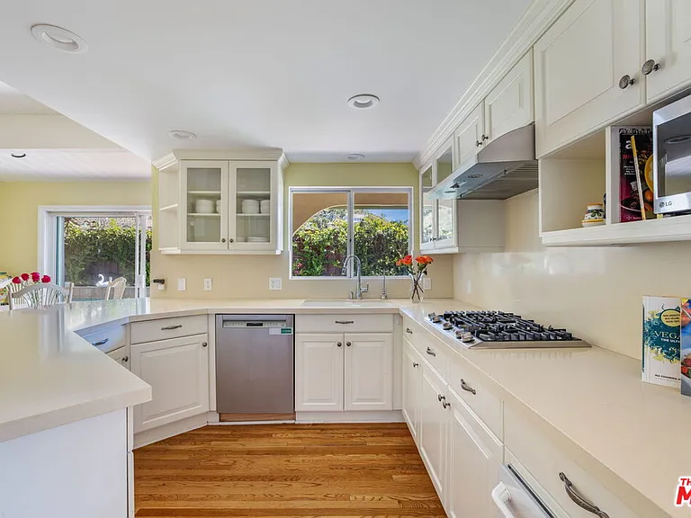 1336 Bienveneda Ave — Photo 16