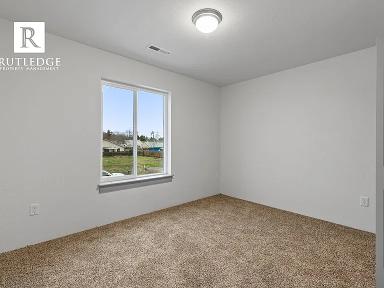 330 Beechwood Way — Photo 10