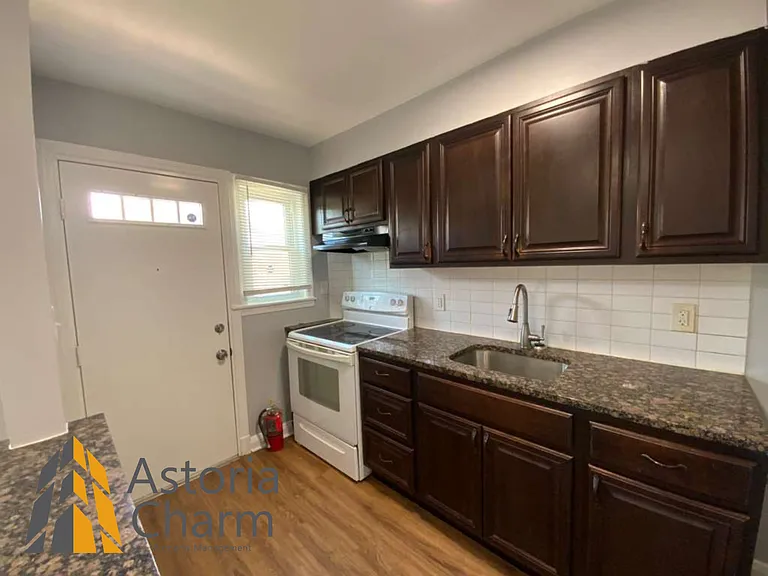 3392 Saint Benedict St — Photo 14