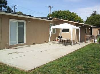 5th image of 15320 Carlton Ave