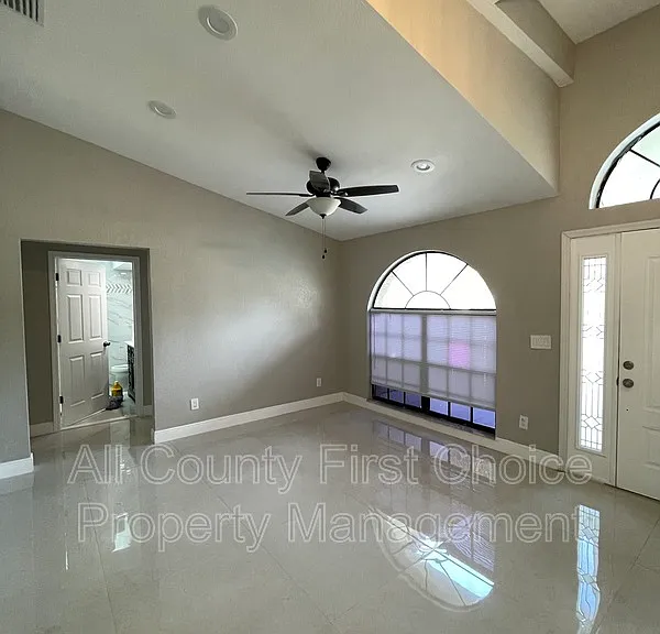 3580 102nd Pl N — Photo 4