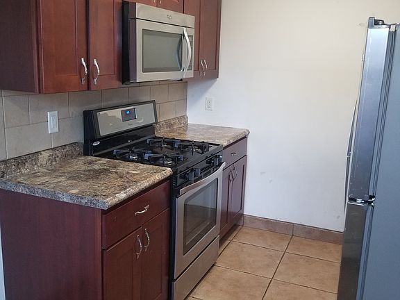4th image of 397 Kamena St APT 6