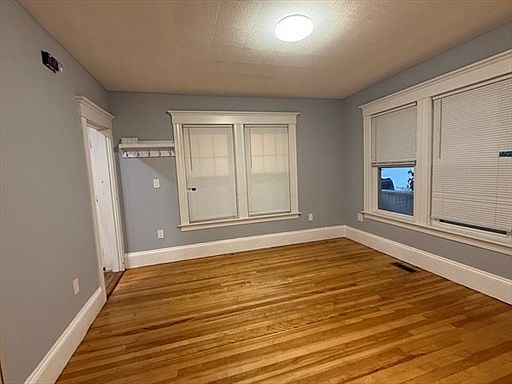 3rd image of 315 Canton St #10