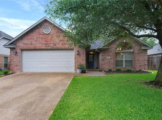 104 Meir Ln, College Station, TX 77845