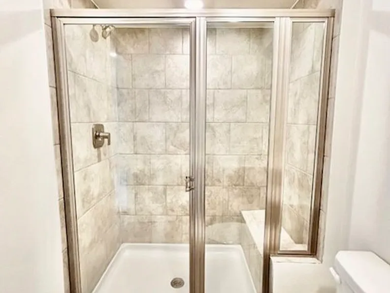 2208 Rodgers Dr — Photo 4