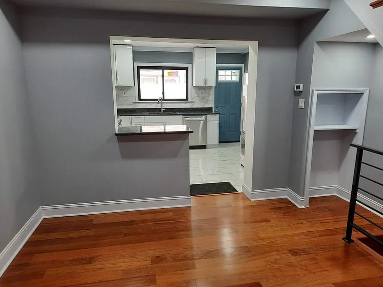 1729 S Hicks St — Photo 7