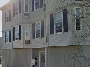 768 Lakeview Ave #6, Lowell, MA 01850