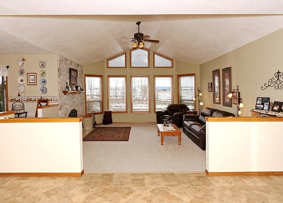2nd image of 6618 Owl Ln