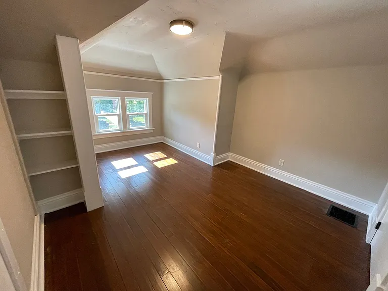 603 S Hawthorne Ave — Photo 18