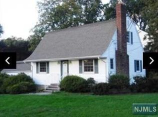 243 E Madison Ave, Cresskill, NJ 07626