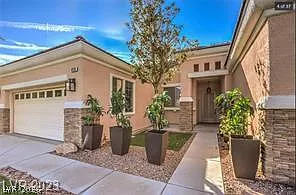 4 bed, 2.0 bath, 2148 sqft, $3,450 — Photo 2