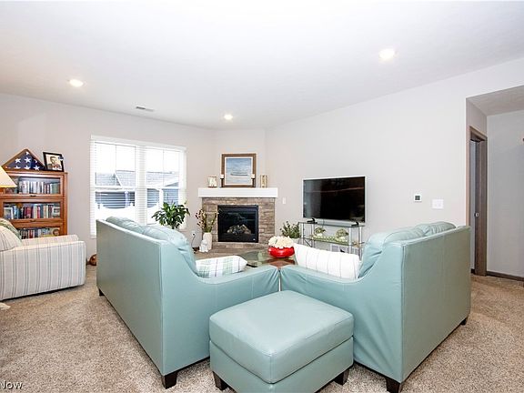 5th image of 2520 Barrington Way