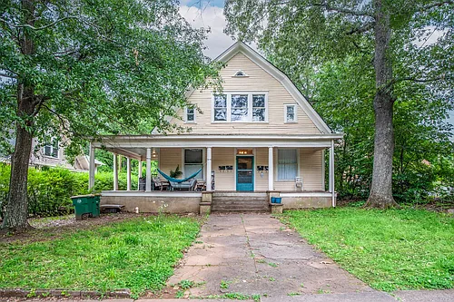 693 Boulevard Photo 1