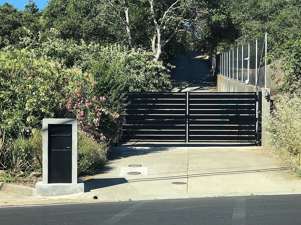 2nd image of 14240 Skyline Blvd