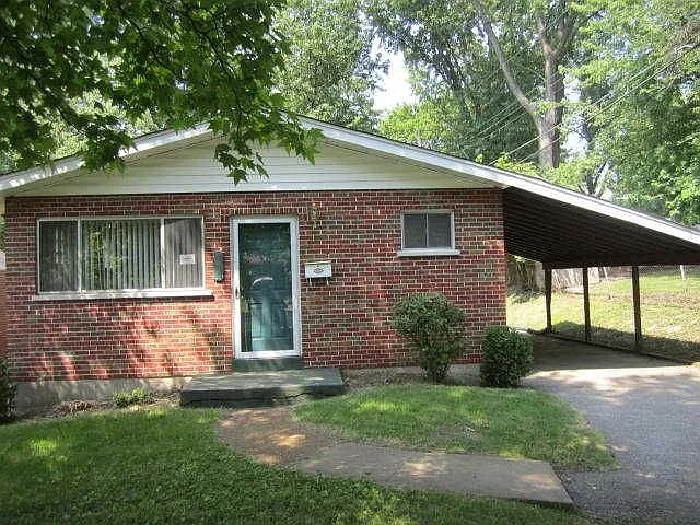 8809 Elaine Pl photo 1