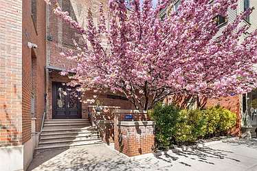 222 Montgomery Street, #311