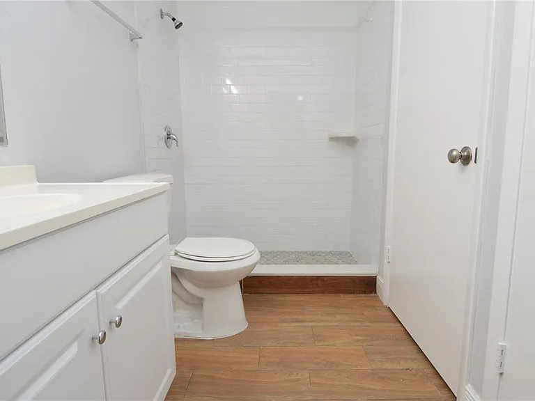 8722 Mallard Reserve Dr #102 — Photo 37