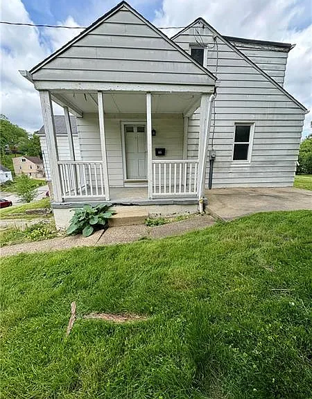 95 Adams Dr — Photo 1