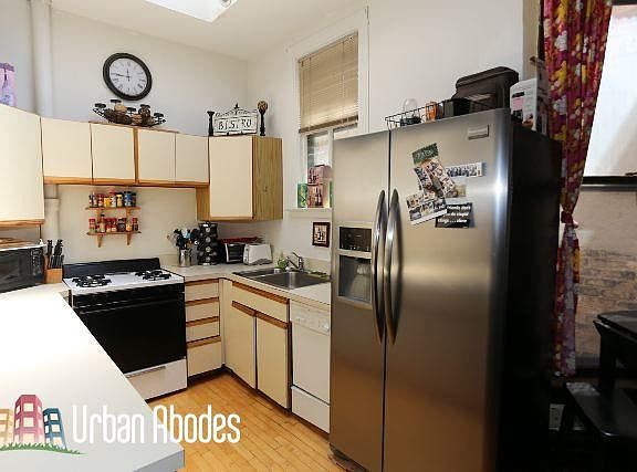 2nd image of 2661 N Burling St APT 3A