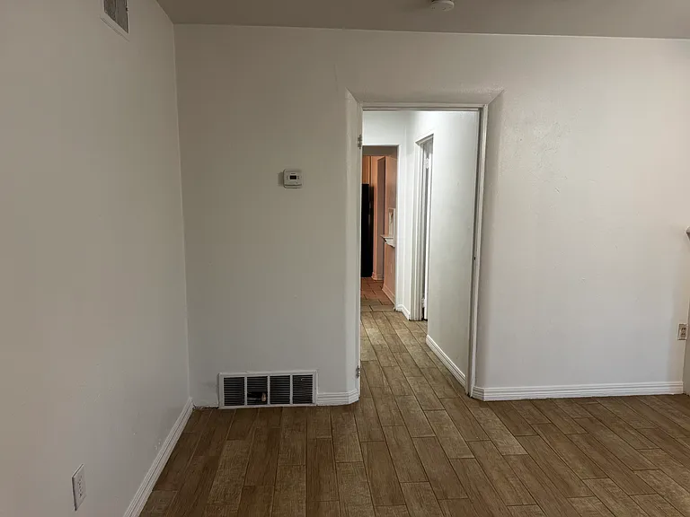 1201 SW 11th Ave #4 — Photo 9