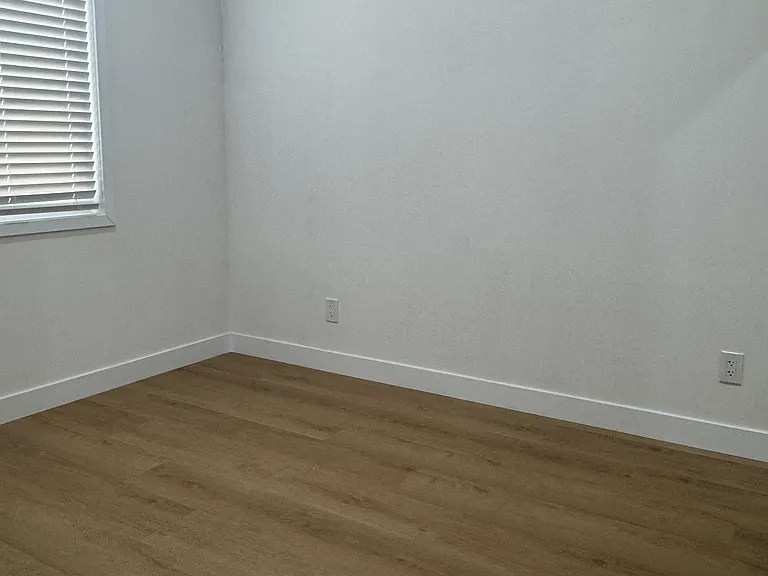 13711 Illinois St #A — Photo 7