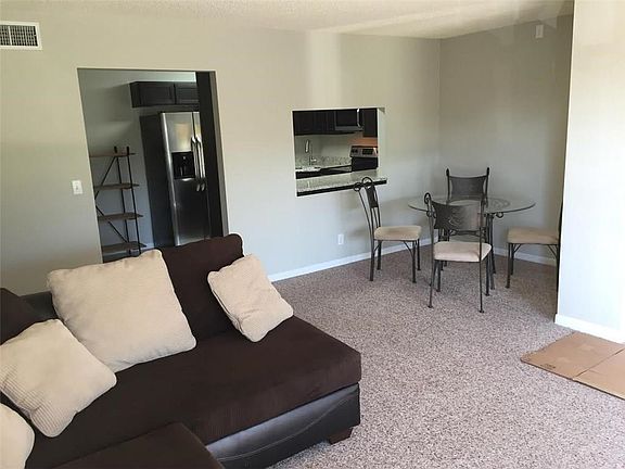 4th image of 1605 SW Silver Pine Way #110-C2
