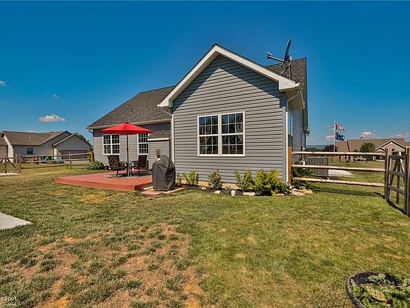 5th image of 109 Ashview Ct