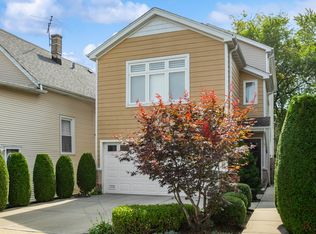 6555 W Cornelia Ave, Chicago, IL 60634