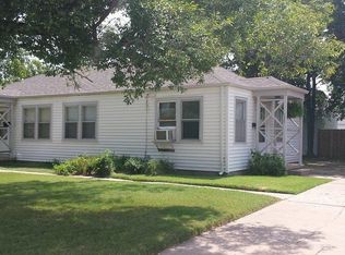 1221 E Kinkaid St, Wichita, KS 67211