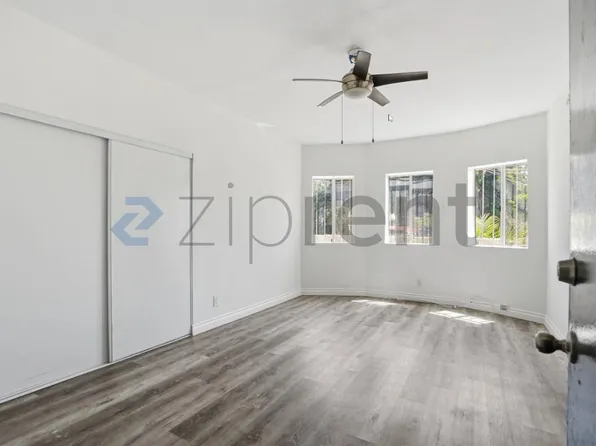 1513 W 12th Pl, Los Angeles, CA