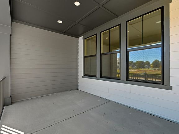 321 Ardmore Dr