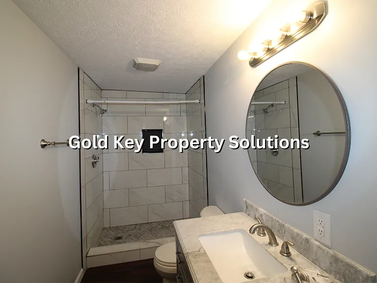 508 W Monroe St — Photo 20