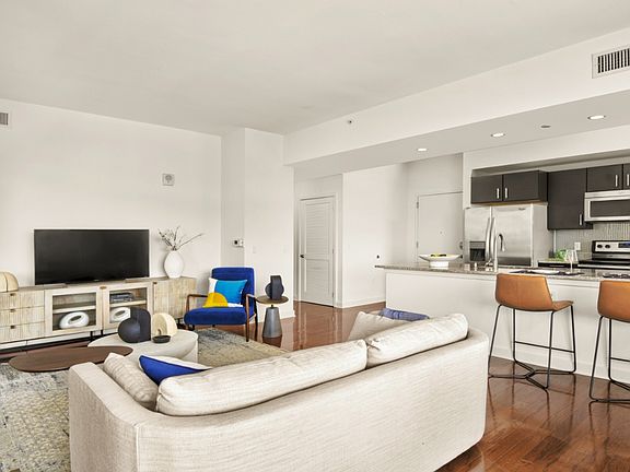 5th image of 4918 Saint Elmo Ave APT 213