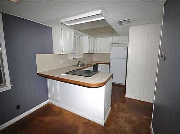5th image of 4423 Tamarack St