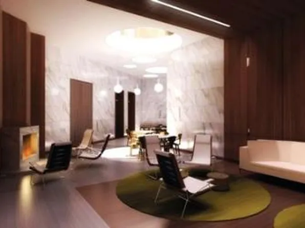 122 Greenwich Avenue image 1 of 10