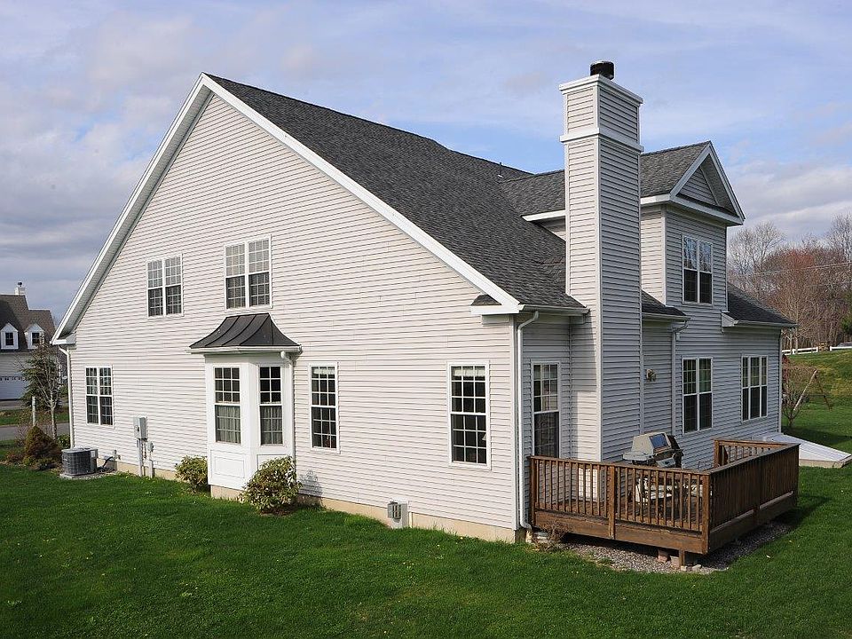 2nd image of 14 Chatham Ct