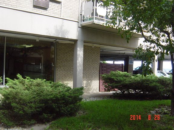 2nd image of 2772 E 75th St Unit 2JN