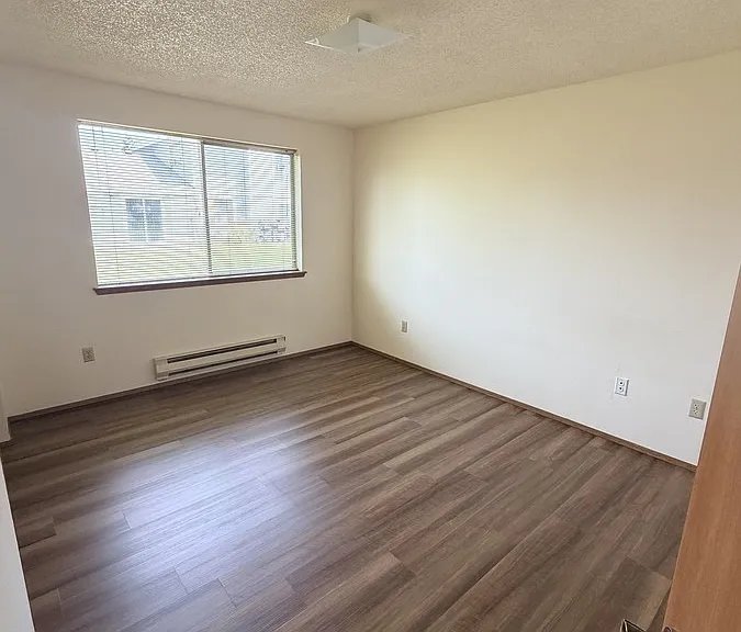 2561 Warner Ave #B — Photo 12