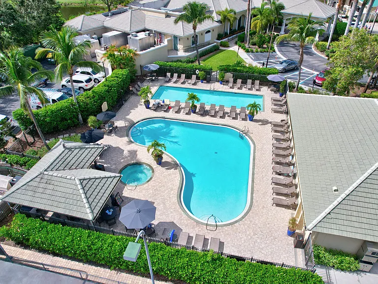 2845 Cypress Trace Cir #1-ID1049714P — Photo 26