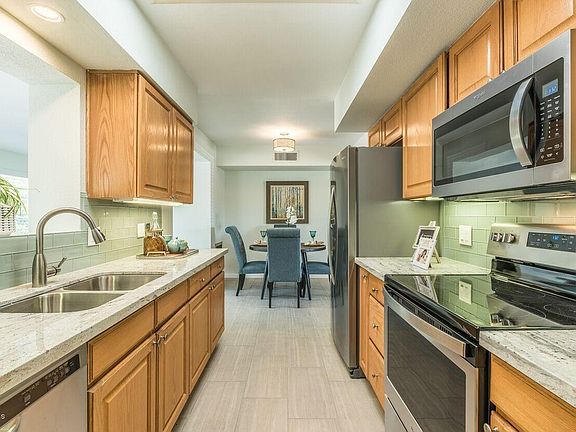 2nd image of 814 Leisure World