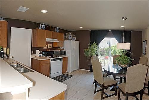 4th image of 1432 Knottingham Dr
