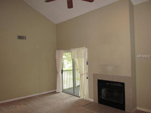 3rd image of 3101 Valley Oaks Dr