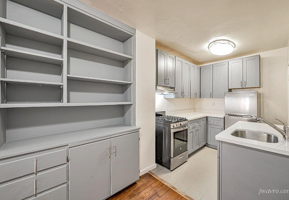 1st image of 1250 Taylor St APT 3